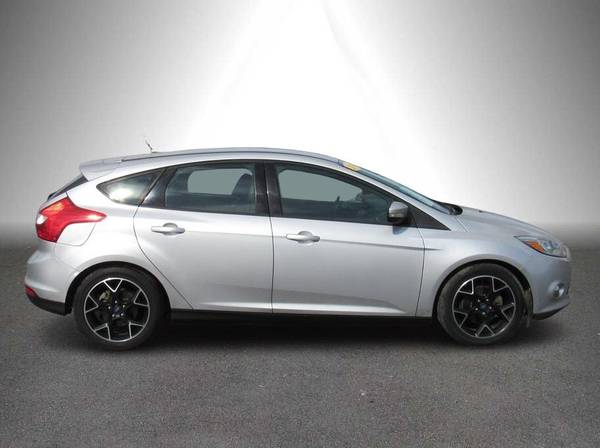 2014 Ford Focus SE Hatchback 4D - APPROVED - - by for sale in Carson City, NV – photo 5