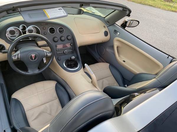 2006 PONTIAC SOLSTICE CONVERTIBLE 5SPD MANUAL - - by for sale in Chesapeake , VA – photo 8