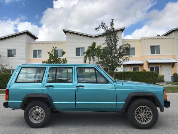 1995 Jeep Cherokee SE 4-Door 4WD for sale in Hollywood, FL – photo 7
