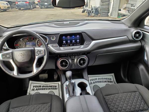 2020 Chevy blazer LT AWD3000 miles.. 2020 2019 blazer grand Cherokee... for sale in Detroit, MI – photo 12