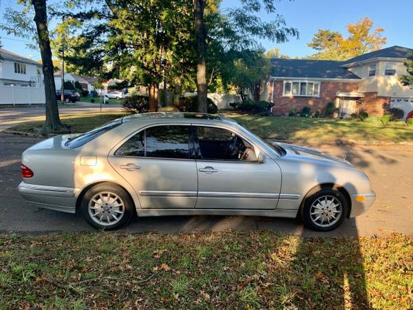 2000 Mercedes Benz E320!! Beautiful vehicle!!! - cars & trucks - by... for sale in Elizabeth, NY – photo 6