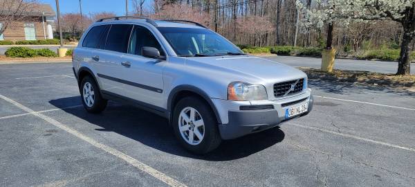 2005 VOLVO XC90 2 5T AWD - - by dealer - vehicle for sale in Greensboro, NC – photo 2