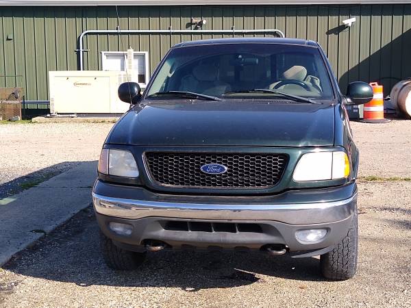 2003 F150 4WD w/ cap - cars & trucks - by owner - vehicle automotive... for sale in Wauconda, IL – photo 2