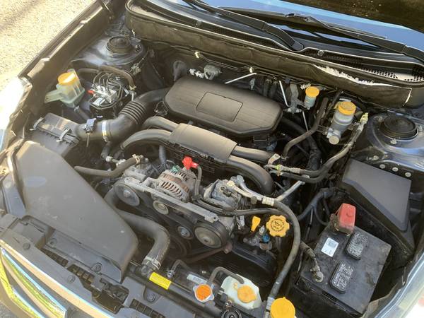 2010 Subaru legacy 110.000miles. manual transmission $4400 for sale in Brooklyn, NY – photo 15