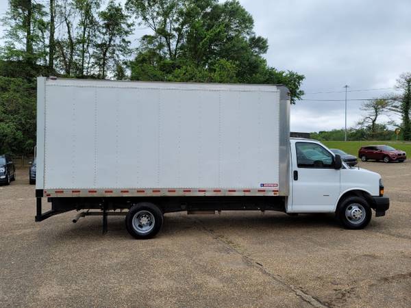 2019 Chevrolet Express Commercial Cutaway 16 FOOT BOX - cars & for sale in Vicksburg, MS – photo 4