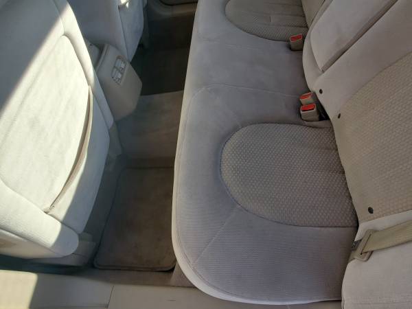 NICE 2010 BUICK LUCERNE CX - cars & trucks - by dealer - vehicle... for sale in Oshkosh, WI – photo 6