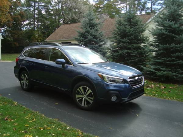 2019 SUBARU OUTBACK 3.6 LIMITED - cars & trucks - by dealer -... for sale in Orchard Park, NY – photo 2