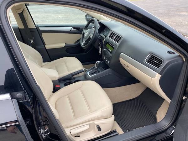 2014 Volkswagen JETTA SE W/CONNECTIVITY-JUST IN! for sale in Ogdensburg, NY – photo 4