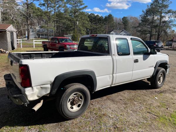 2005 Chevy Silverado 2500HD - cars & trucks - by owner - vehicle... for sale in Chesapeake , VA – photo 5
