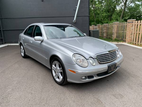 2005 Mercedes E500 4Matic - - by dealer - vehicle for sale in Lockport, IL – photo 3