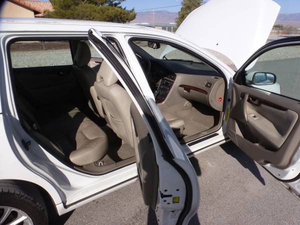 2007 VOLVO V70 STATION WAGON A BEAUTIFUL VERSATILE VEHICLE - cars &... for sale in Pahrump, NV – photo 10