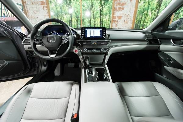 2018 Honda Accord Certified EX-L Sedan for sale in Beaverton, OR – photo 2