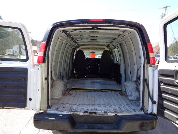 2015 Chevrolet Express 2500 Cargo Extended - - by for sale in Lunenburg , MA – photo 7