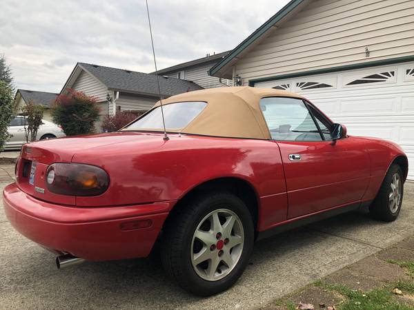 1993 MIATA NA RED SOFT TOP for sale in Vancouver, OR – photo 3