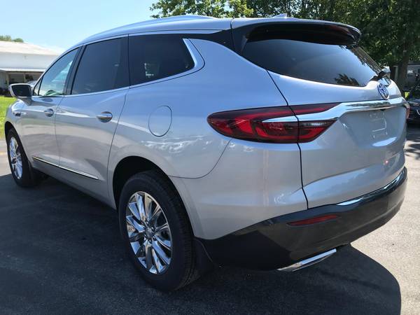 2019 BUICK ENCLAVE ESSENCE FWD (250455) for sale in Newton, IL – photo 5