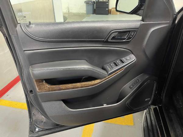 2015 Chevrolet Suburban 4x4 4WD Chevy LT Rear Entertainment Heated for sale in Salem, OR – photo 9