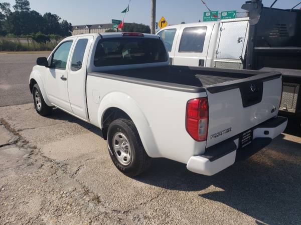 2017 Nissan Frontier S King Cab I4 5AT 2WD for sale in Myrtle Beach, SC – photo 4