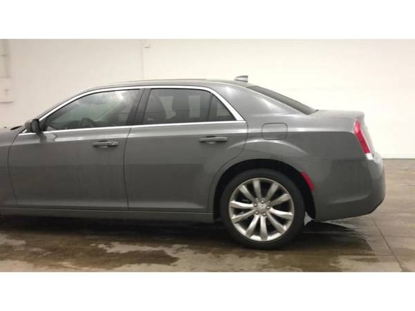 2018 Chrysler 300 Touring L - - by dealer - vehicle for sale in Kellogg, MT – photo 6