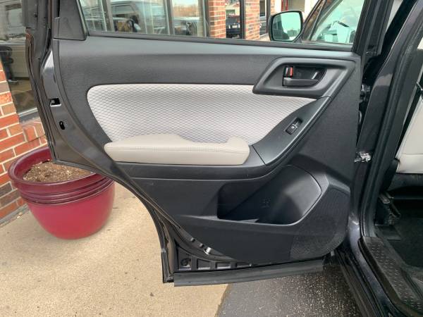 2018 Subaru Forester 2 5i AWD - Only 31, 000 miles! for sale in Oak Forest, IL – photo 19