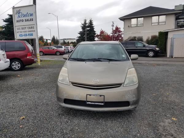 2004 Toyota Prius *Great on gas* - cars & trucks - by dealer -... for sale in Renton, WA – photo 2