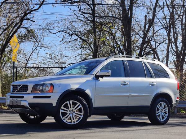 2009 Volvo XC90 AWD 3 row seats - cars & trucks - by owner - vehicle... for sale in Brooklyn, NY – photo 2