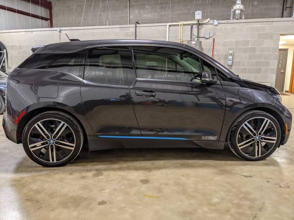 2014 BMW i3 - cars & trucks - by owner - vehicle automotive sale for sale in Bellevue, OH – photo 2