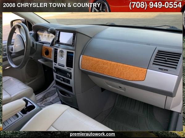 2008 CHRYSLER TOWN & COUNTRY LIMITED - - by dealer for sale in Alsip, IL – photo 9