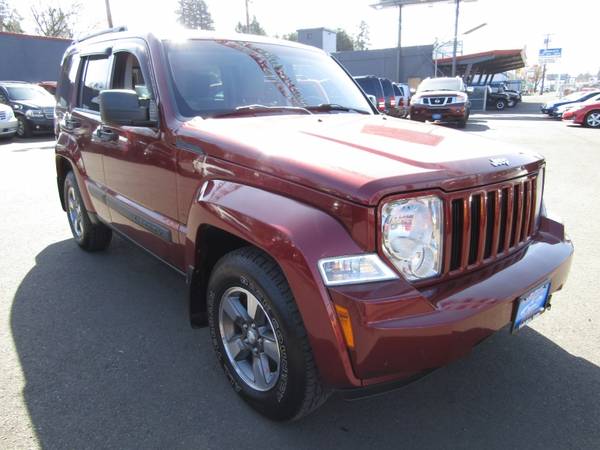 2008 Jeep Liberty 4X4 4dr Sport BURGANDY 1 OWNER 129K SO NICE ! for sale in Milwaukie, OR – photo 3
