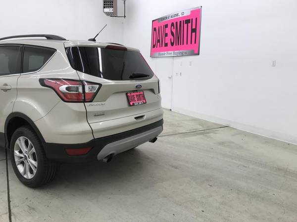 2018 Ford Escape 4x4 4WD SUV SE - cars & trucks - by dealer -... for sale in Kellogg, ID – photo 13