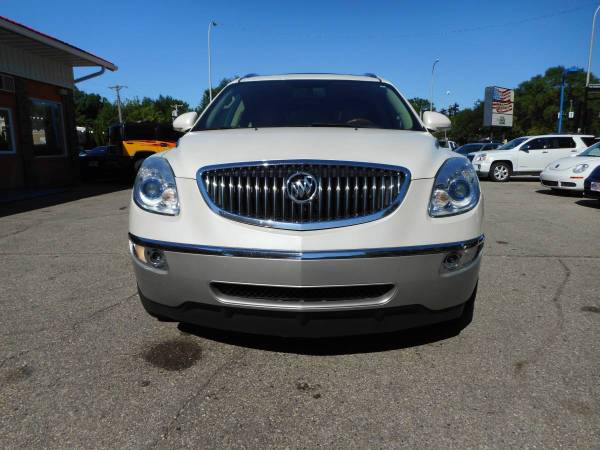 ★★★ 2012 Buick Enclave / New Tires / Leather / Sunroof! ★★★ - cars &... for sale in Grand Forks, ND – photo 3