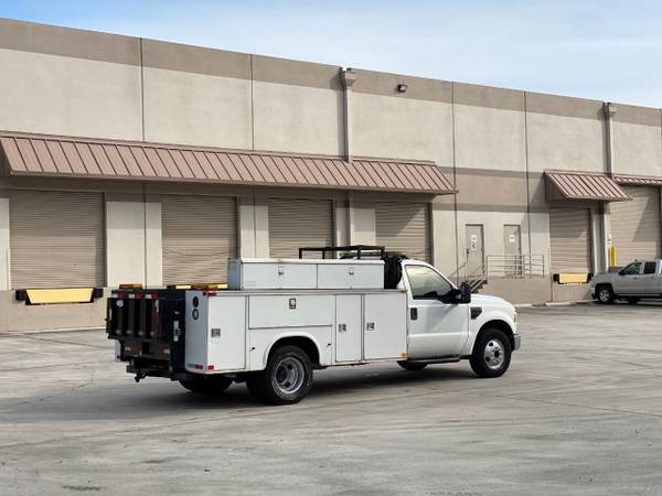 2010 Ford F-350 Utility Truck - - by dealer for sale in West Palm Beach, NC – photo 12