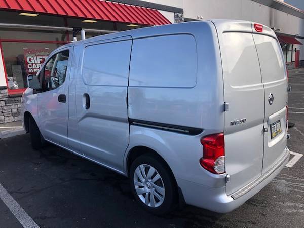 2017 NISSAN NV200 SV CARGO VAN - cars & trucks - by owner - vehicle... for sale in Ardmore, PA – photo 3
