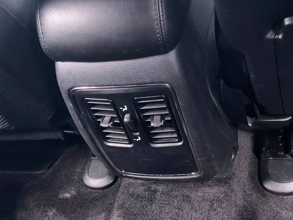 2017 Jeep Grand Cherokee Altitude Sport Utility 4D suv Black -... for sale in Chicago, IL – photo 19