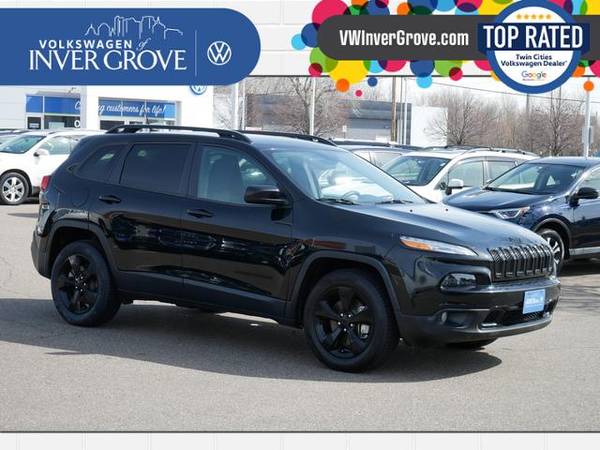 2018 Jeep Cherokee Latitude - - by dealer - vehicle for sale in Inver Grove Heights, MN – photo 2