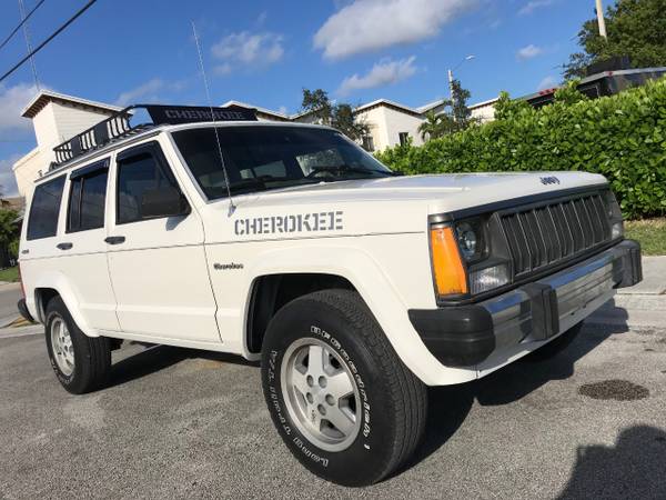 1988 Jeep Cherokee Pioneer 4-Door 4WD for sale in Hollywood, FL – photo 3