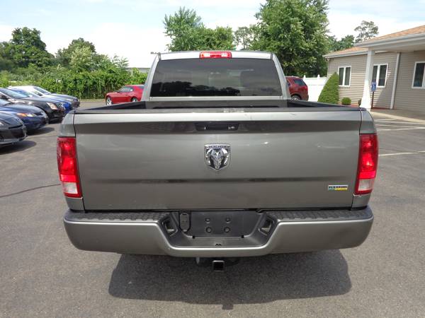 ****2010 DODGE RAM QUAD CAB 4X2 NO RUST RUNS/DRIVES/LOOKS GREAT for sale in East Windsor, MA – photo 4