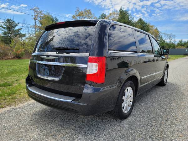 2014 Chrysler Town & Country Touring - - by dealer for sale in Exeter, RI – photo 6