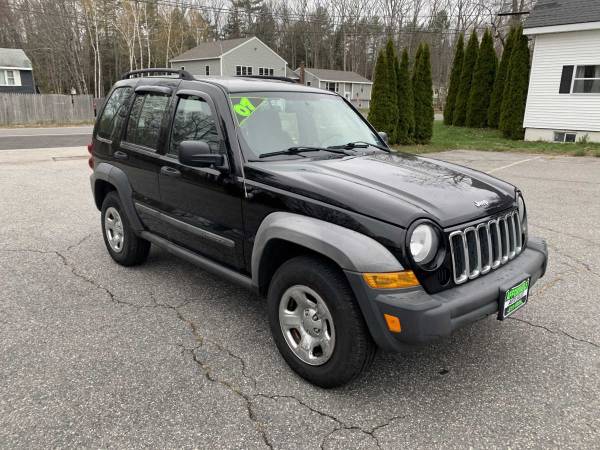 2007 Jeep Liberty Sport 4WD - - by dealer - vehicle for sale in Gorham, ME – photo 4
