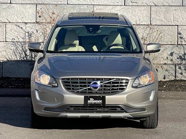 2016 Volvo XC60 T5 Premier AWD - keyless, nav, panoroof, we finance... for sale in Middleton, MA – photo 2
