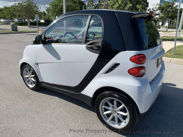 2009 Smart Fortwo Passion Coupe One Owner Low Miles Clean Carfax... for sale in Pompano Beach, FL – photo 16