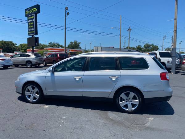 2009 Volkswagen Passat Wagon Immaculate Condition - cars & for sale in St.petersburg, FL – photo 3