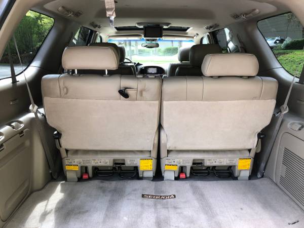 2006 Toyota Sequoia Limited 4WD - Navi, DVD, Loaded, Clean title for sale in Kirkland, WA – photo 15