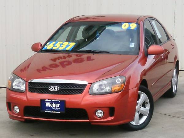 2009 Kia Spectra-VERY ECONOMICAL, RELIABLE, AND AFFORDABLE! for sale in Silvis, IA – photo 2