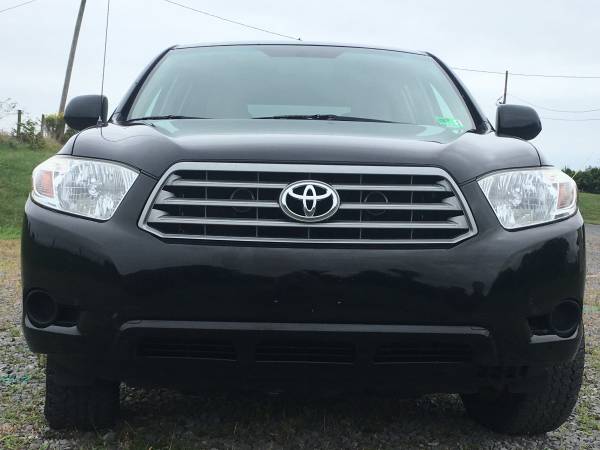 2009 Toyota Highlander 4x4 with 3rd Row Seat for sale in Morgantown , WV – photo 3
