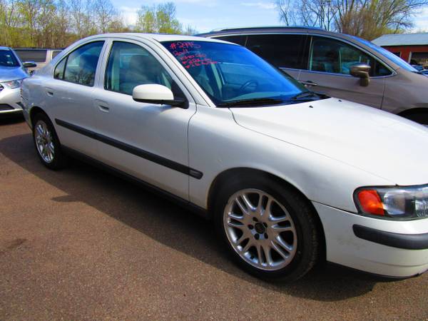 2004 Volvo S60 2 5L Turbo - - by dealer - vehicle for sale in Lino Lakes, MN – photo 3