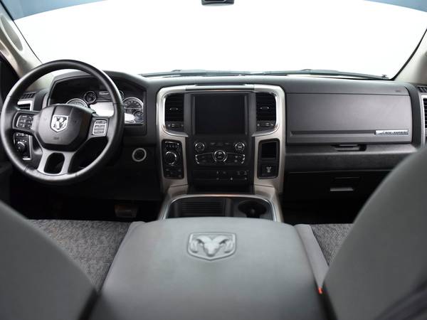 2019 Ram 1500 Classic Crew Cab Big Horn Pickup 4D 5 1/2 ft pickup -... for sale in Blountville, TN – photo 23