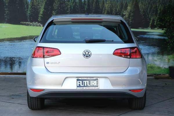 2016 VW Volkswagen eGolf SE sedan Reflex Silver Metallic - cars & for sale in Glendale, CA – photo 5