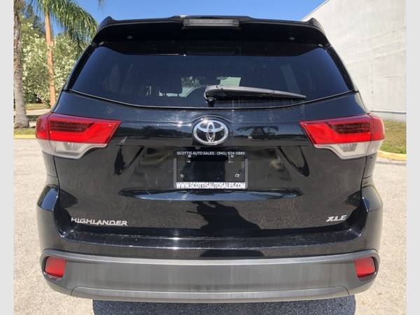 2017 Toyota Highlander XLE ONLY 63K MILES 1-OWNER CLEAN CARFAX for sale in Sarasota, FL – photo 5