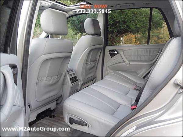 2005 Mercedes-Benz ML350 ML 350 AWD 4MATIC 4dr SUV - cars & trucks -... for sale in East Brunswick, NY – photo 15