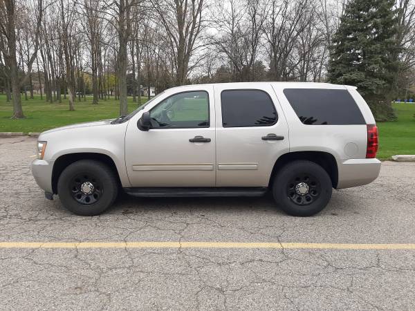 09 chevy tahoe police for sale for sale in Warren, MI – photo 2